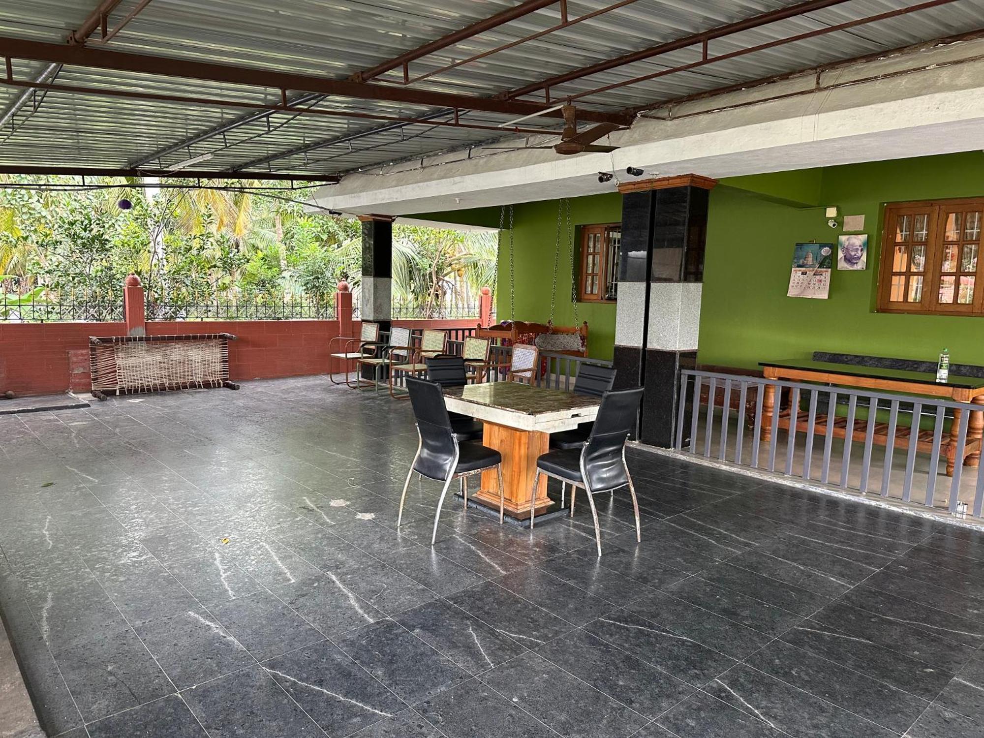 Sakthi Garden Home Stay Ероде Екстериор снимка
